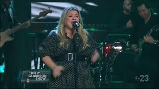 Kelly Clarkson Sings I Know What Your Doing by Dionne Farris Live April 25 2023 HD 1080p Youre