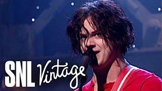 The White Stripes Dead Leaves and the Dirty Ground Live - SNL