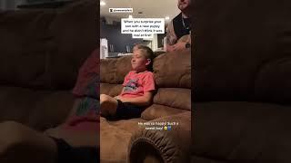 Boy gets so surprised by new puppy that he doesn’t think it’s real ️️