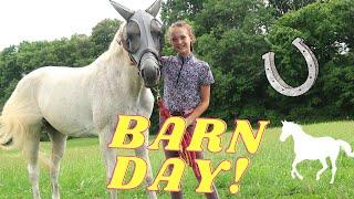 My 1st Vlog - A Day at the Barn