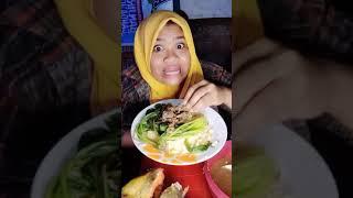 MUKBANG SEDERHANA INTAN LEMBATA