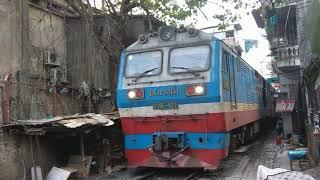 Hanoi train street