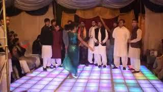 shadi dance hot mujra . mujra wakhwan k ma hujra dekhwan