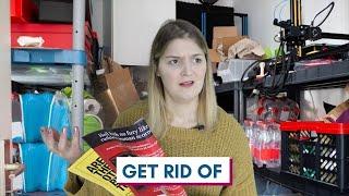 GET RID OF - Phrasal Verb - English with Izz