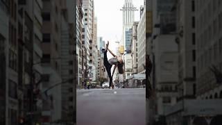 WOW - ​⁠@elliana_walmsley DANCING IN THE MIDDLE OF NYC  #dance #dancephotography #shorts