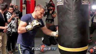 VASYL LOMACHENKO THROWING BEAUTIFUL HOOKS ON HEAVY BAG AS HE TRAINS FOR JORGE LINARES