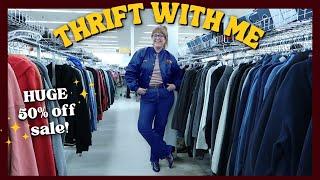 Thrift with me HUGE SALE DAY at a GIANT THRIFT STORE & Styling My Thrift Finds