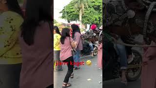 Dikagetin Kuda Delman Pasar Raya Padang