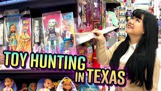 TOY HUNTING in Texas - Yup Still shopping for dolls on a Family Vacation 