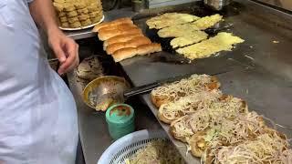Tasty student burger  Rupees 80-only Student Burgers  Pakpattan street foods