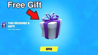 fortnite just gave everyone a FREE gift..