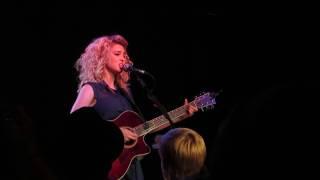 Zedd - Clarity ft. Foxes performed by Tori Kelly Live in Nashville