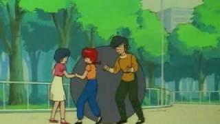 Ranma ½ Clip 8 - Akane Patea una Bomba