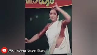 Anu sithara hot navel  Actress navel  Malayalam actress hot  AUK - Actress Unseen Kisses