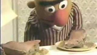 Classic Sesame Street - Ernie and Bert share apple pie