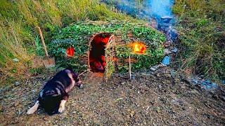 UNDERGROUND HOUSE - Building a Survival Shelter with Fireplace - Bushcraft Solo Camping - Cooking