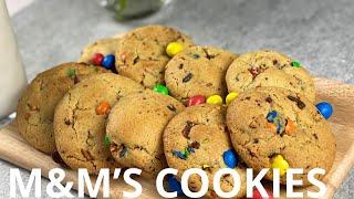 HOW TO MAKE BIG M&MS COOKIES.