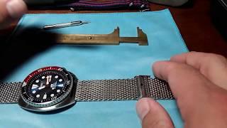 How To Adjust a Shark Mesh Bracelet