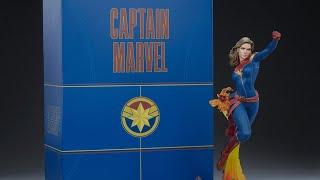 Captain Marvel 15 Scale Statue by Sideshow Collectibles