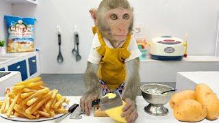 Baby Monkey Bim Bim cooking french fries and swims with the funny duckling in the water park