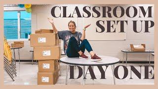 CLASSROOM SET UP DAY 1  VLOG  2nd Grade Teacher