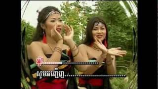 Khmer Song-SaRaVan Sliek Khyal DonDob Mek-SreyNich.mp4