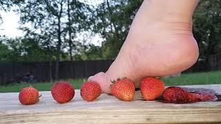 strawberry foot crush