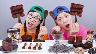 Đồ ăn đen ngẫu nhiên MUKBANG DONA