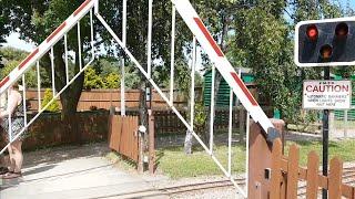 Miniature Crossing Windy Ridge Level Crossing Eastbourne Miniature Railway