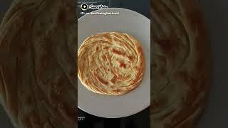 Crispy and Tasty Layered Paratha for Breakfast ناشتے کے لیے کرسپی اور مزیدار پرتوں والا پراٹھا