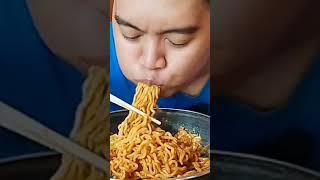 Mukbang Mie Korea Super Pedas + Susu Ultra  Jadi Creamy Banget