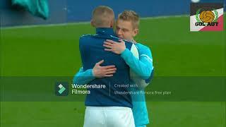 A heartwarming moment between Zinchenko and Mykolenko at Goodison Park during their warm-ups