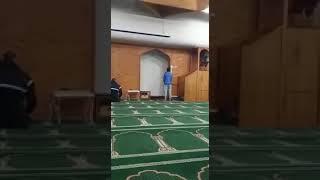 رفع أذان العصر بجامع النور بنيوزيلاندا بعد الجريمه الأرهابيه النكراء.هذا اليوم عقبى صلاة الجمعه.