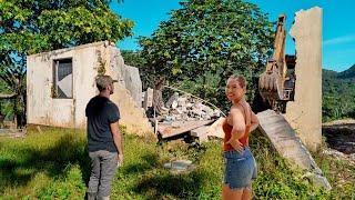 DEMOLISHING THE OLD ABANDONED FARMHOUSE ON OUR 8 ACRE OFF GRID PROPERTY