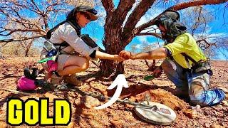 Biggest Nugget of the Trip Finding Gold with our Metal Detectors remote Outback Australia