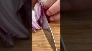 How to Slice an Onion Like a Pro