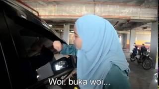 Kantoi Buat Projek Dalam Kereta