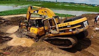 amazing bulldozer stuck in mud powerful recovery operating excavator vs bulldozer in action