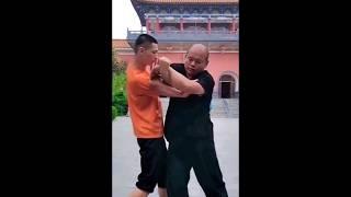 Self defense techniques - hand-locks easy to learn - Usu