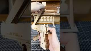 Desert eagle that can change clips