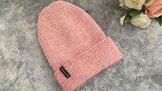 ШАПКА ТЫКОВКА С ИНТЕРЕСНОЙ МАКУШКОЙ СПИЦАМИ. KNITTED HAT