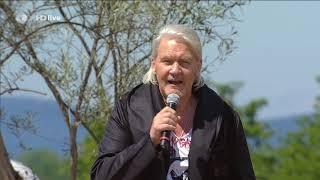 Johnny Logan - What’s Another Year  Hold Me Now ZDF-Fernsehgarten - 2020-05-17