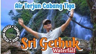 Air Terjun Cabang Tiga SRI GETHUK waterfall