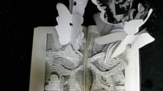 Evy Jokhova - The Reading Fly installation at schauraum vienna