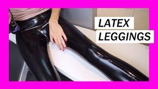 Shining my Latex leggings 