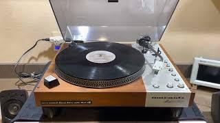 Demo of Marantz 6300 turntable