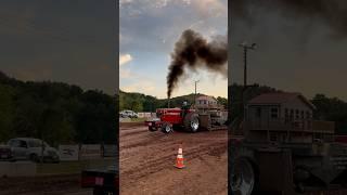 International Hot Farm Pulling Tractor #shorts #tractorpulling #hotfarm #international #fyp #diesel