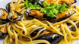 Pasta and Mussels in Creamy White Wine Sauce Recipe