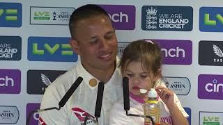 Moment Khawaja daughter upstages father｜Australia｜Cricket