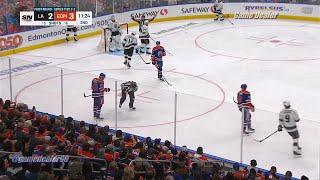 Connor McDavid HITS REF IN THE FACE Kings @ Oilers Apr 25 2023